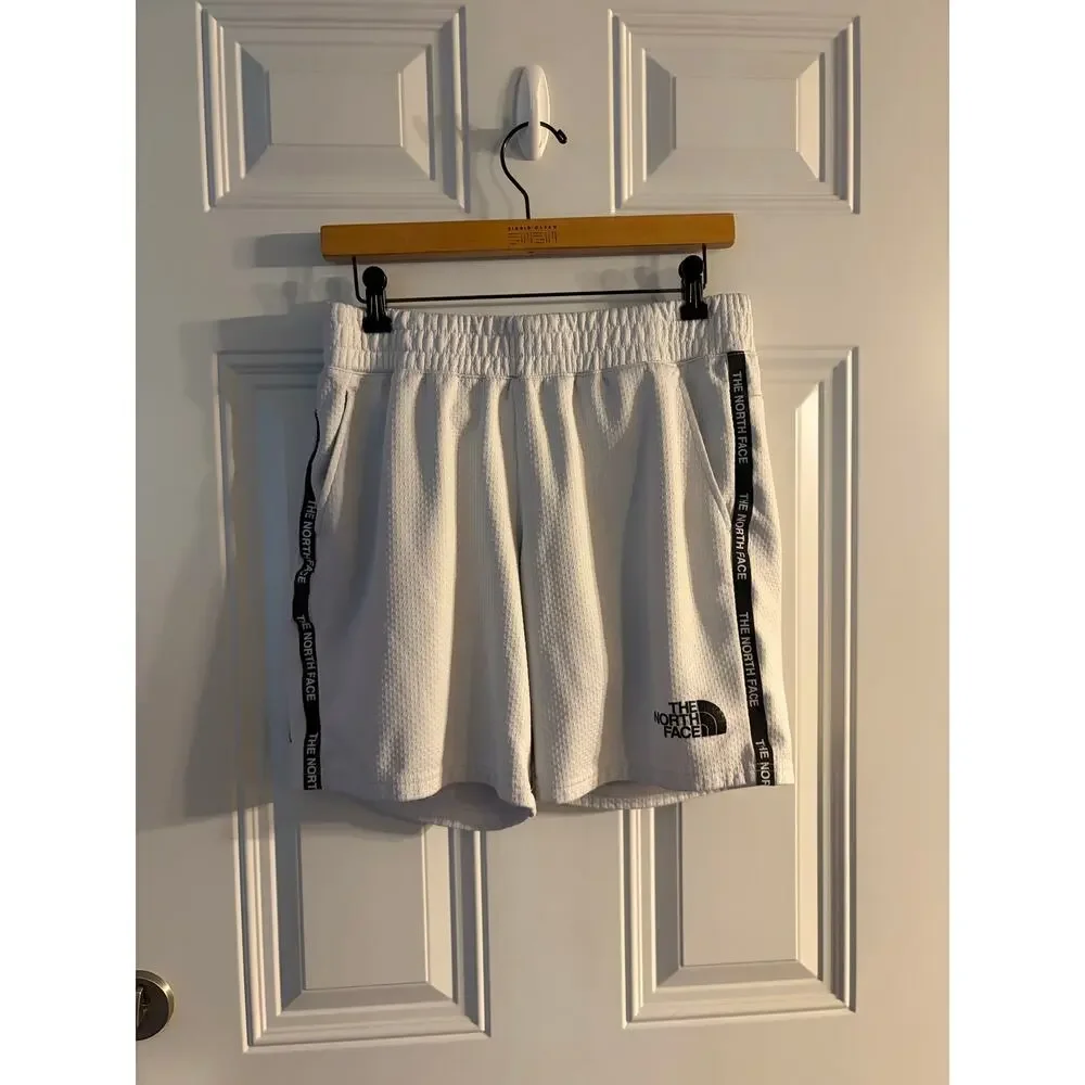 Mens The North Face Mountain Athletics Tape Shorts Size Medium